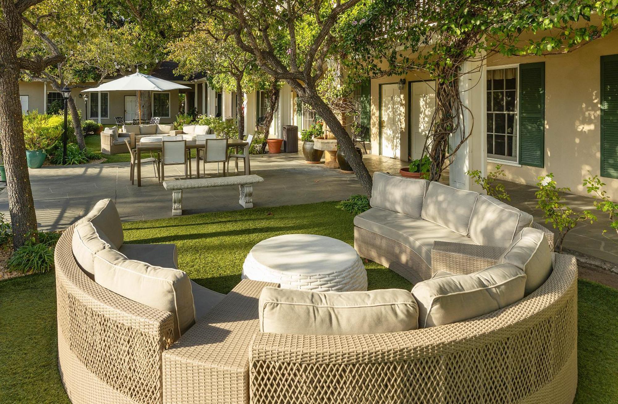 Lavender Inn By The Sea Santa Barbara Buitenkant foto